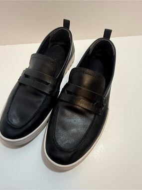 Vionic Uptown Loafers Women’s 9 Wide Black Leather Comfort Slip On Shoes
